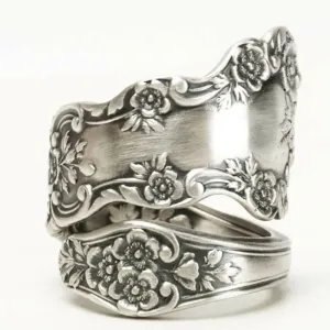 Vintage Jewelry Graceful Engraved Flower Ring for Women in Antique Silver Color
